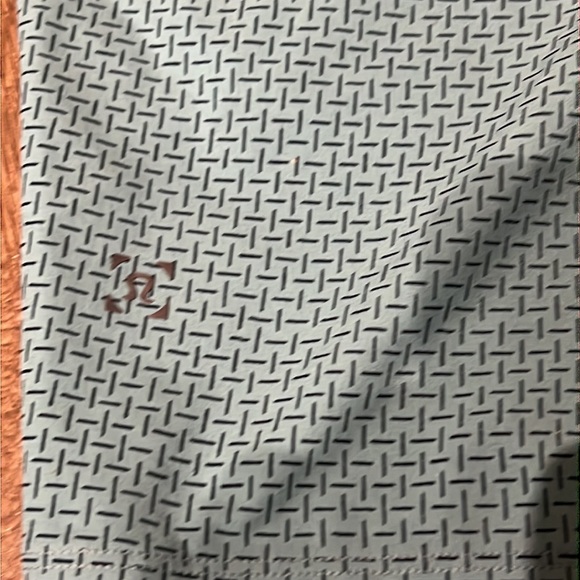 Lululemon Pool Short 7” - Picture 2 of 4